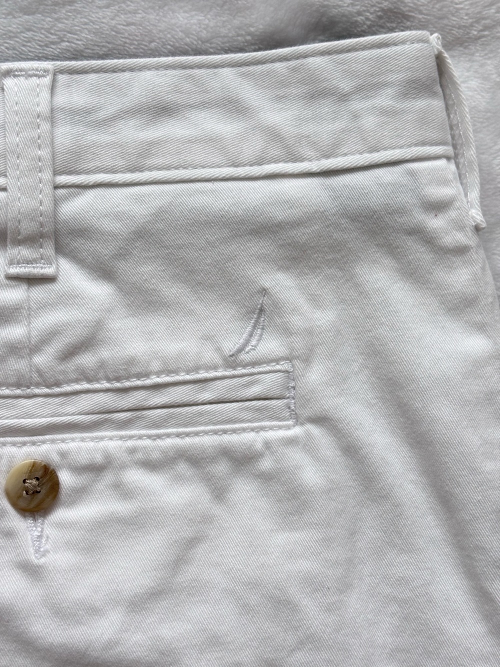 NAUTICA Men's White The Deck Stretch Classic Fit Flat Front Shorts--EUC--36 - Picture 8 of 11